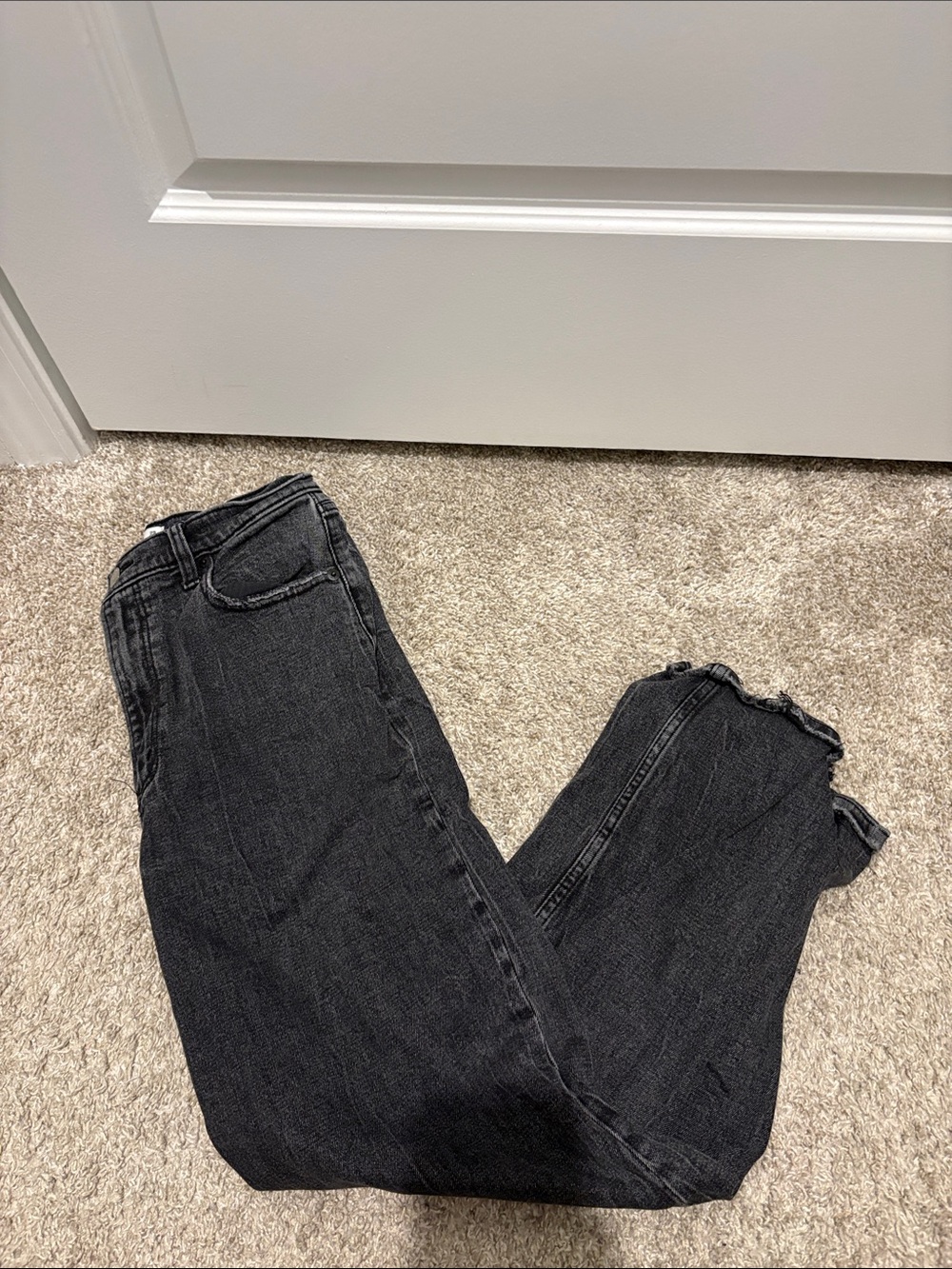 Abercrombie & Fitch Black High-Rise Straight Jeans